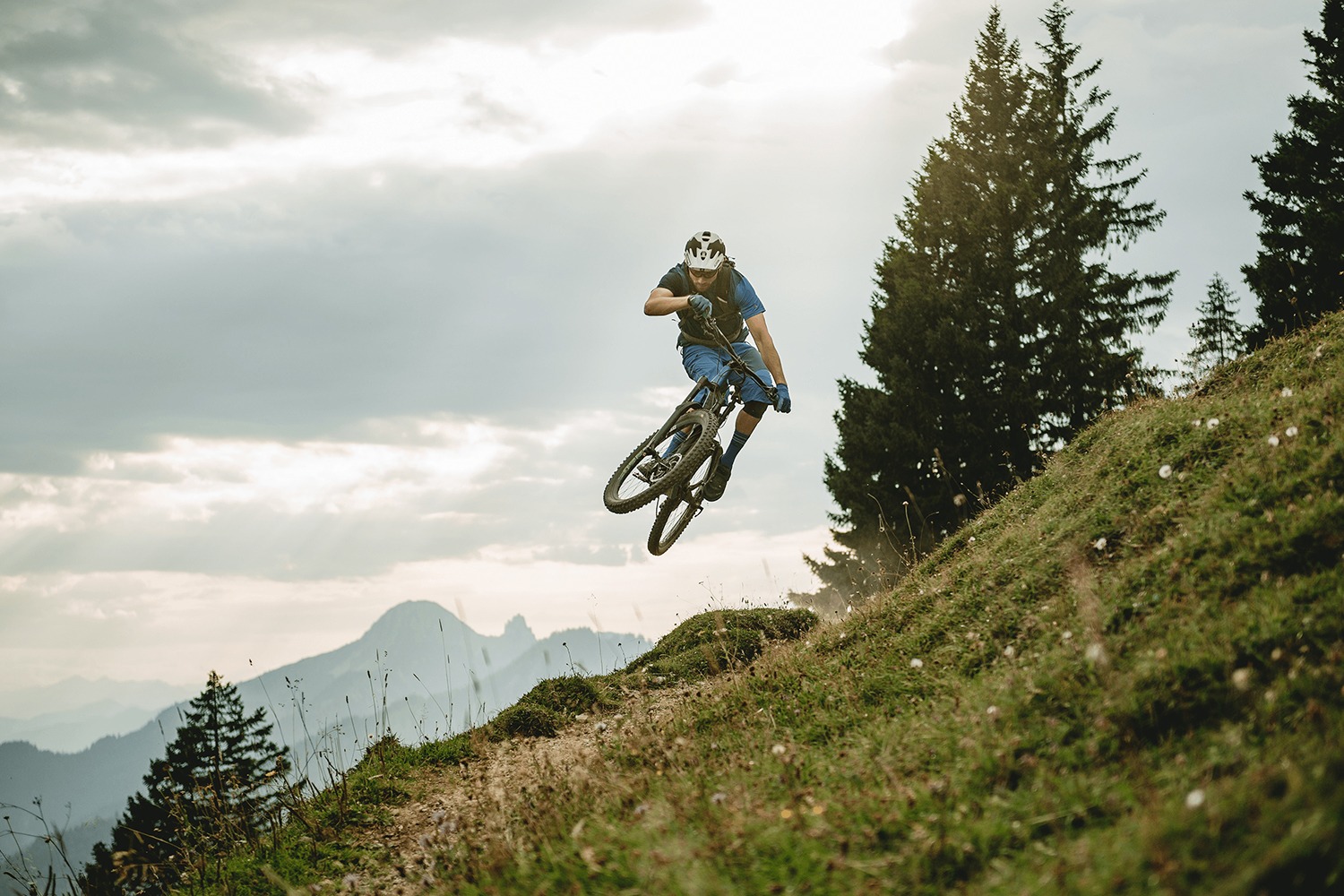 Alla scoperta della Valtellina e della Valchiavenna con E-bike rental&tour